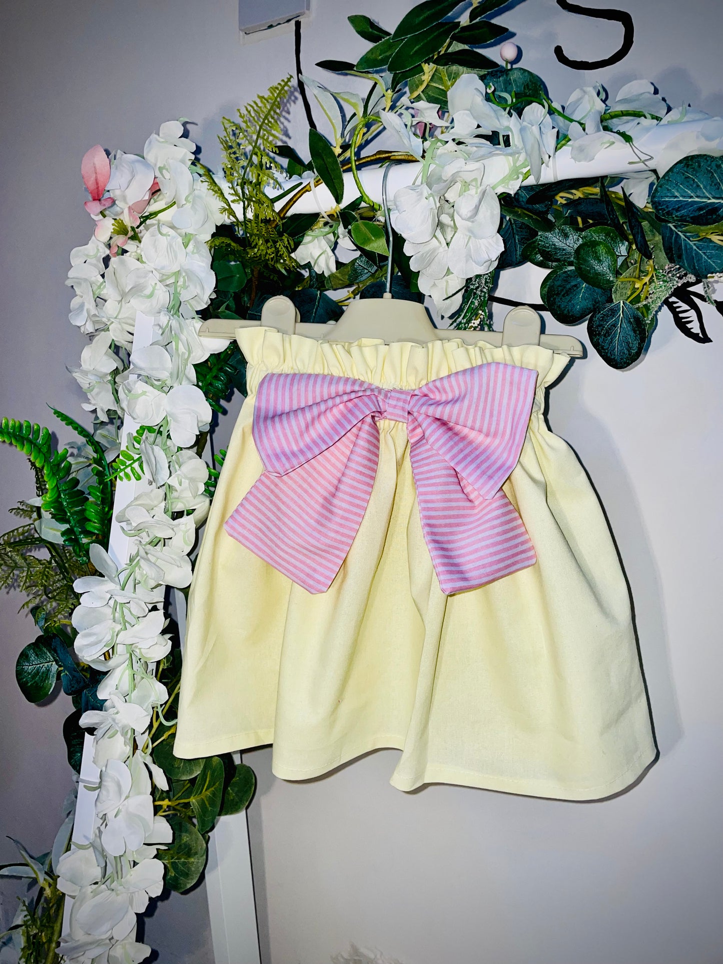 Handmade Highwaist skirt with bow