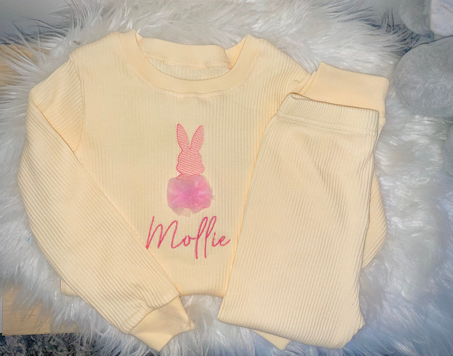 Embroidered Easter Lounge Set